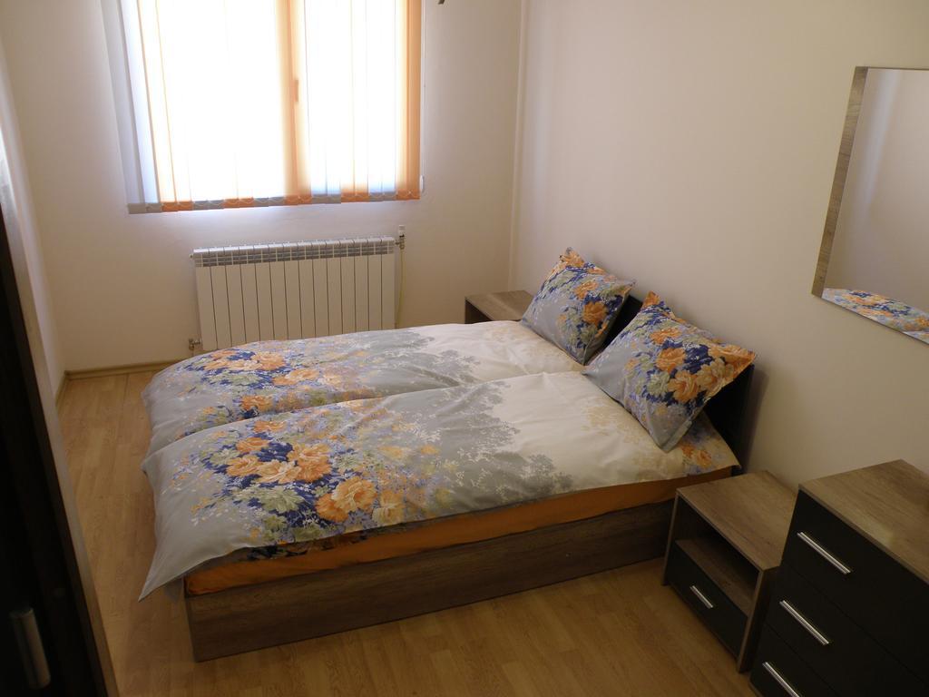 Apartments Kaloyan Veliko Tŭrnovo Exterior photo