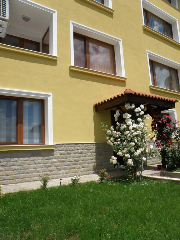 Apartments Kaloyan Veliko Tŭrnovo Exterior photo