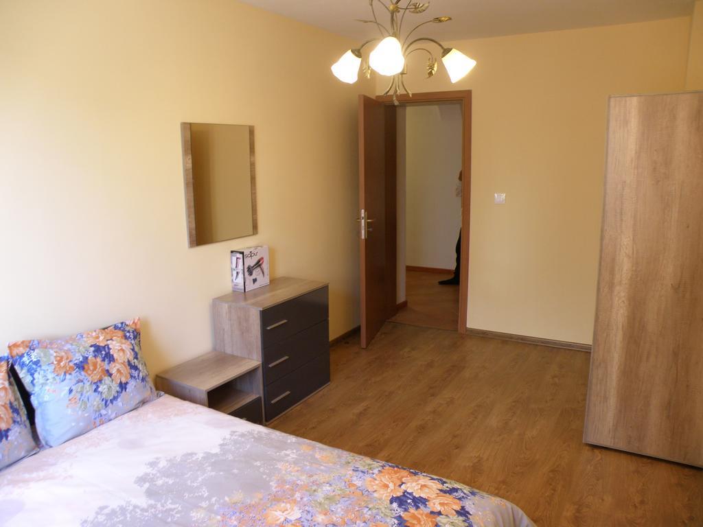 Apartments Kaloyan Veliko Tŭrnovo Exterior photo